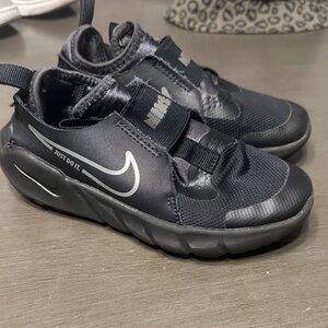 Nike Kids Black Sneakers with Silver Accents